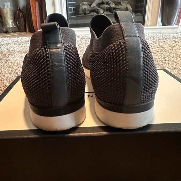 J Slides NYC Great Gray Knit Sneakers - Picture 3 of 7